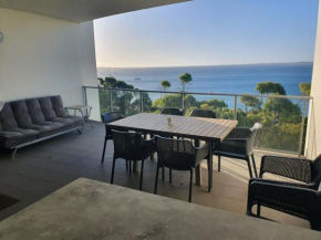 Serenity by the Sea, Rockingham